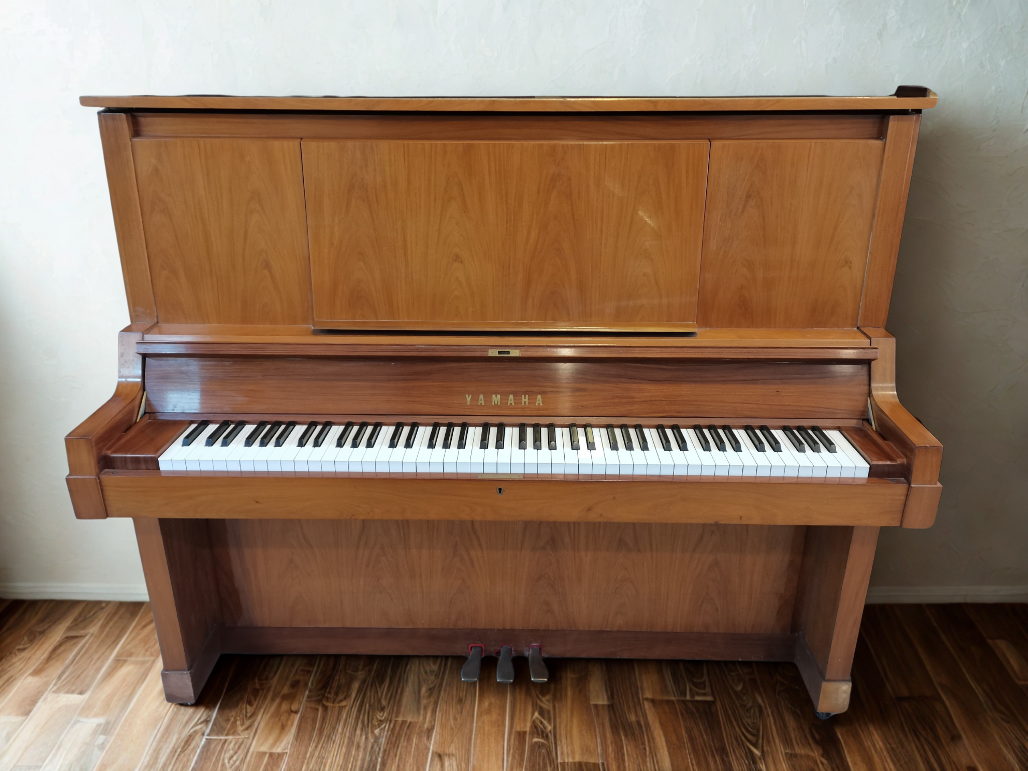 Image for YAMAHA (W 2226935) – UPRIGHT PIANO